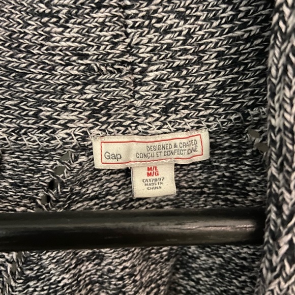 GAP Long Knit Cardigan - Picture 3 of 5